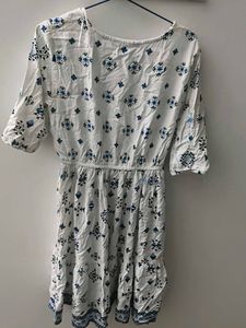 Cute White &amp; Blue Print Dress