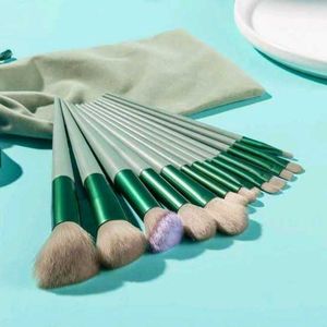 Makeup Brush Set - 13 Pieces