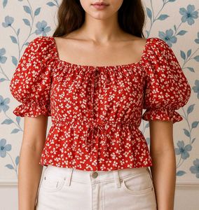 Newme Ditsy Floral Ruched Crop Top