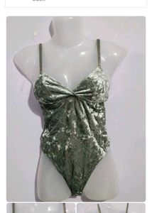 19 BODYSUIT IN JUST 1000