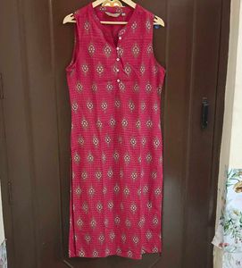 Rani Pink Sleeveless Kurti