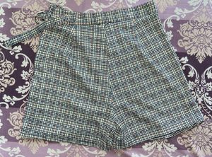 Check Buckle Skort
