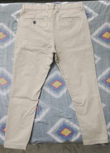 H&amp;M Chino Pants - Beige