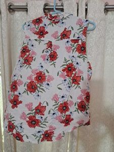 H&amp;M Floral Top