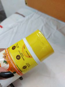 Mamaearth Vitamin C Daily Glow Sunscreen