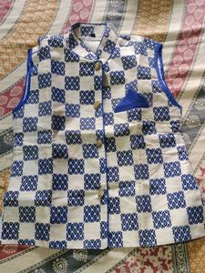 Blue &amp; White Patterned Three-Piece Set