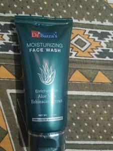 Dr. Batra's Moisturizing Face Wash