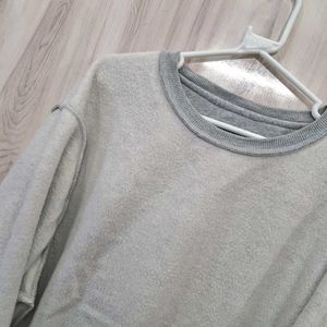 Grey Sweatshirt