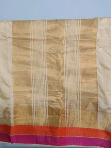 PRICE DROP ⬇️⬇️ Gold Zari Saree