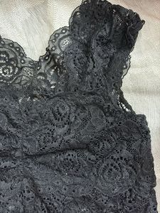 Black Lace Bralette + free gift