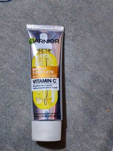 Garnier Vitamin C Serum Cleanser