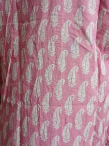 Pink Paisley Print Kurti