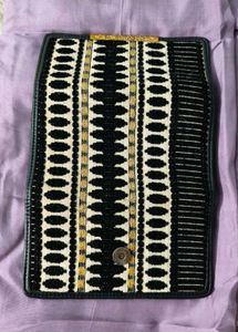 Woven Patterned Wallet