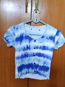BASIC LIGHT BLUE TOP