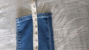 Levi&#39;s High Rise Blue Jeans size 32