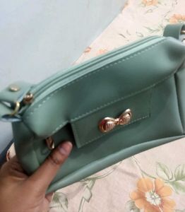 Beautiful ✨New Sling Bag [Unused]