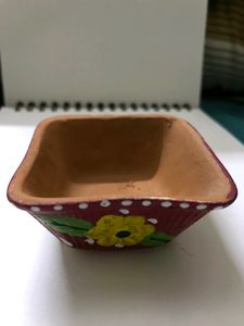 Combo Of 6 Mud  Bowls , Plates , Chutney Bowl