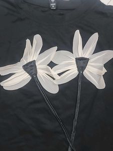 Floral Applique Black T-shirt