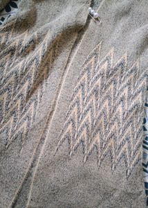 Imported Pure Woollen Fur Shrug For Winters