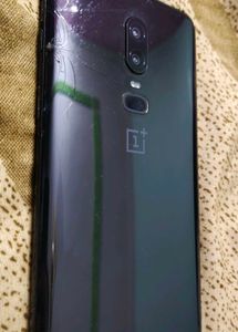 One Plus 6, 8gb Ram And 128gb Memory