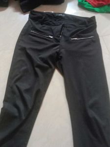 Chic Black Zipper Detail Pants