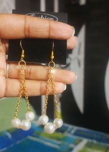 Pearl Earring