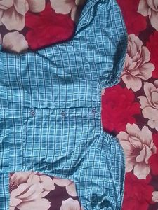 Checkered Puff Sleeve Long Top