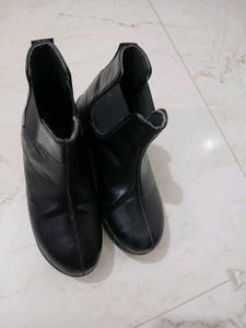 Stylish Black Boots