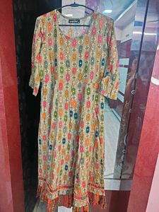 Ethnic DressGown With Free 💄& hair Accesso