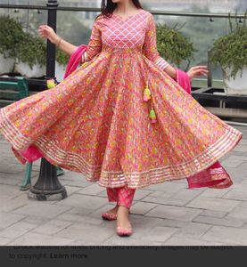 Pink Floral Kurta Set M size