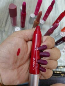 Lip crayon, lipstick &amp; kajal