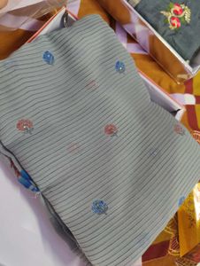 Unstitched Blouse And Saree