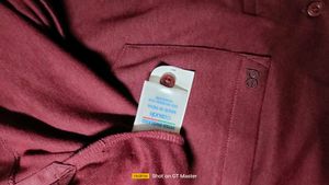 Peter England Marun Polo Tee