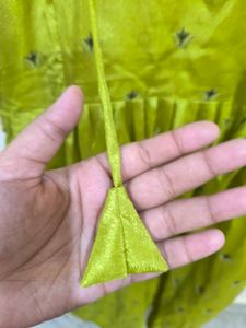 Green kamarbandh Anarkali