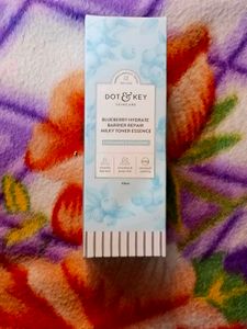 Dot &amp; Key Skincare Set (Pack Of 15)