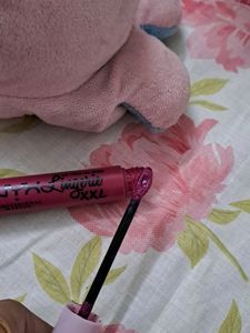 NYX LIP LINGERIE XXL