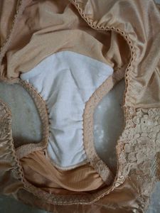 Set Of 4 Underpanties For Year 11 To 14 Old Girl