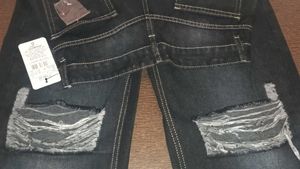 Distressed Wide Leg Jeans