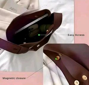 Elegant Brown Shoulder Bag