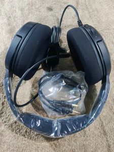 Corsair Hs35 V2 Multiplatform Gaming On Ear Headse