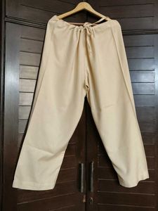 Women Cream Printed Embellished Woollen Kurta Set