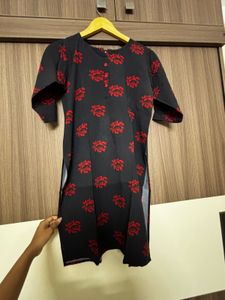 Rosy Black Kurti