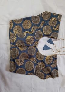 Blouse Gray With Golden Design
