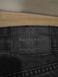 Bershka Denim Shorts🖤