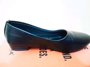 Black Shoes/Black Pumps/Black Ballerina/ For College Office Use And Daily Use