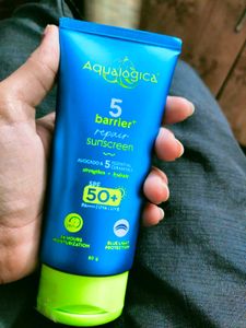 Aqualogica Barrier Repair Sunscreen🌸
