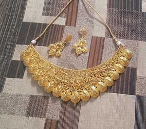 Elegant Gold-Tone Necklace Set