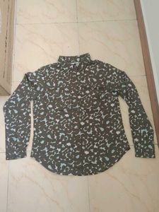Patterned Long Sleeve Shirt