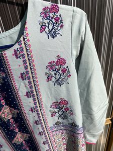 Avaasa Grey Pink Top (kurta)