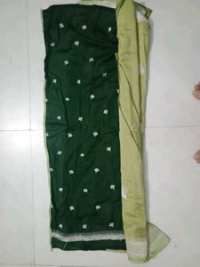Green Saree with Leaf Design